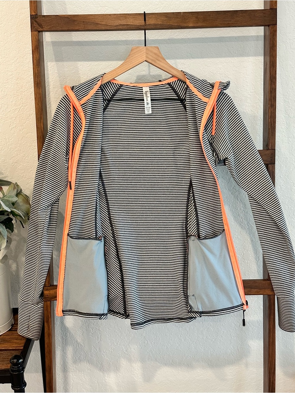 Kyodan Striped Hooded Athletic Jacket Coral Zip XS Fitted - Picture 12 of 12